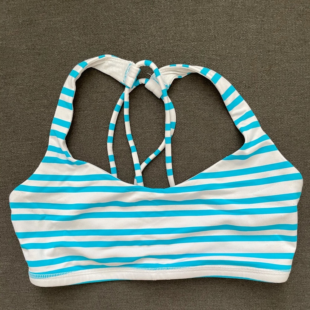Lululemon Free to Be Bra (Sz 4)